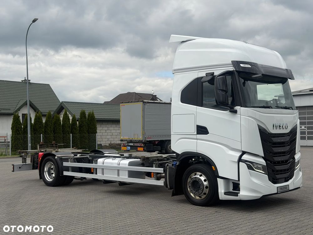 Iveco S-WAY 420  ADR !!!   RETARDER !!!    KLIMA !!!