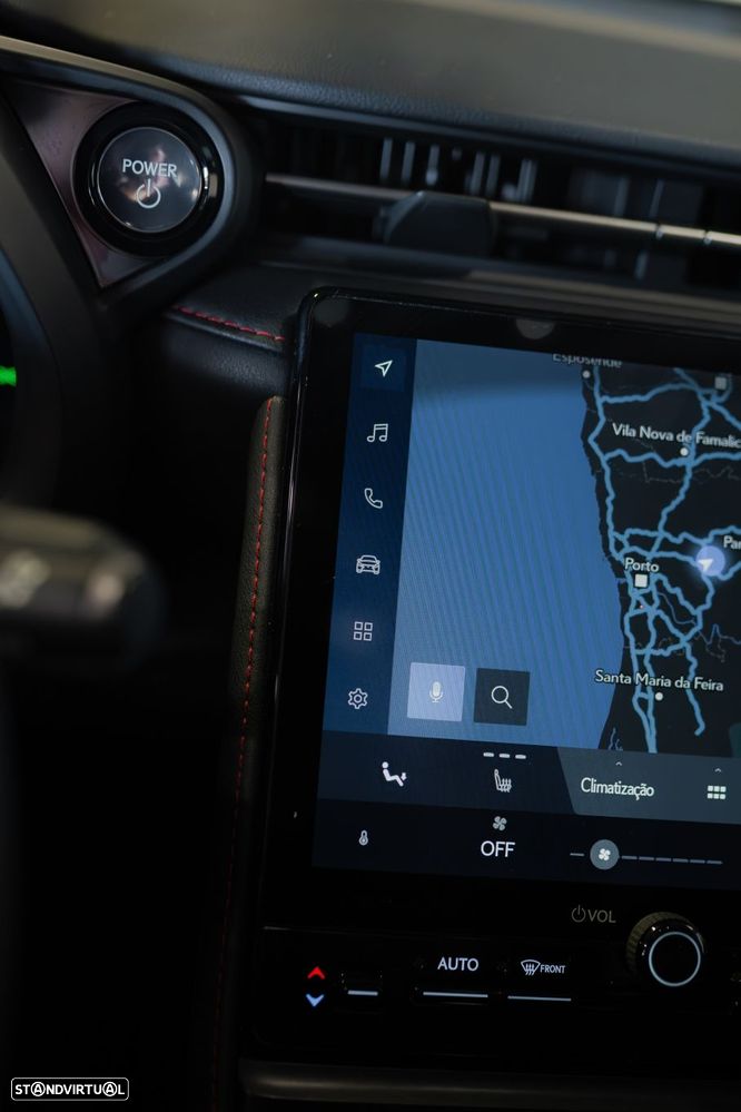 Lexus LBX Emotion - 34