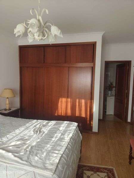 Apartamento T3 no Centro do Cadaval - Grande imagem: 3/12
