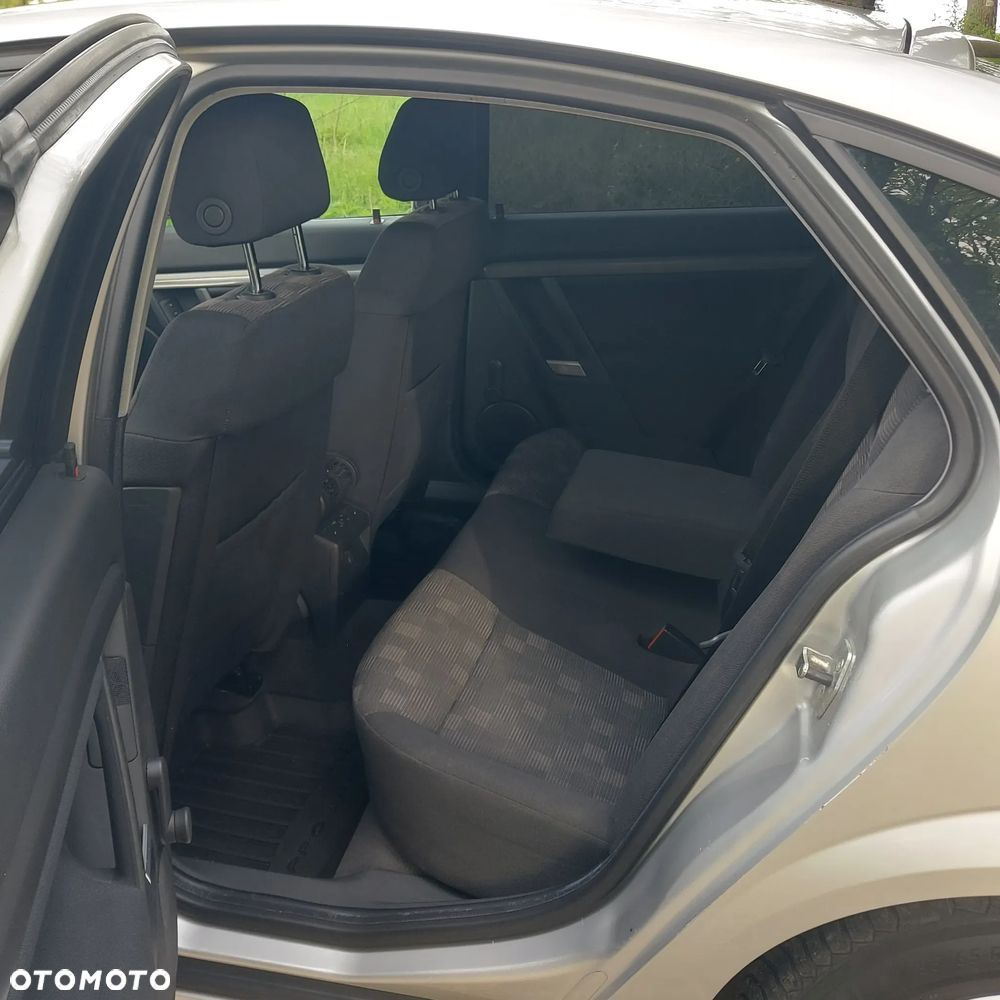 Opel Vectra 2.2 GTS - 14
