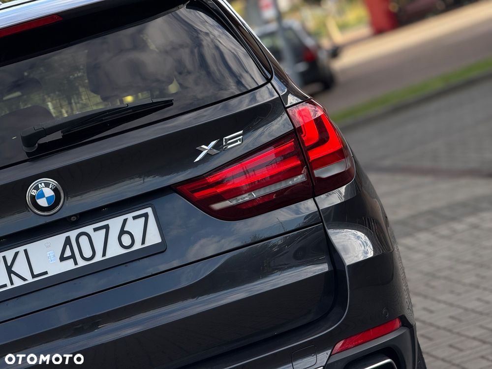 BMW X5 xDrive35i - 12