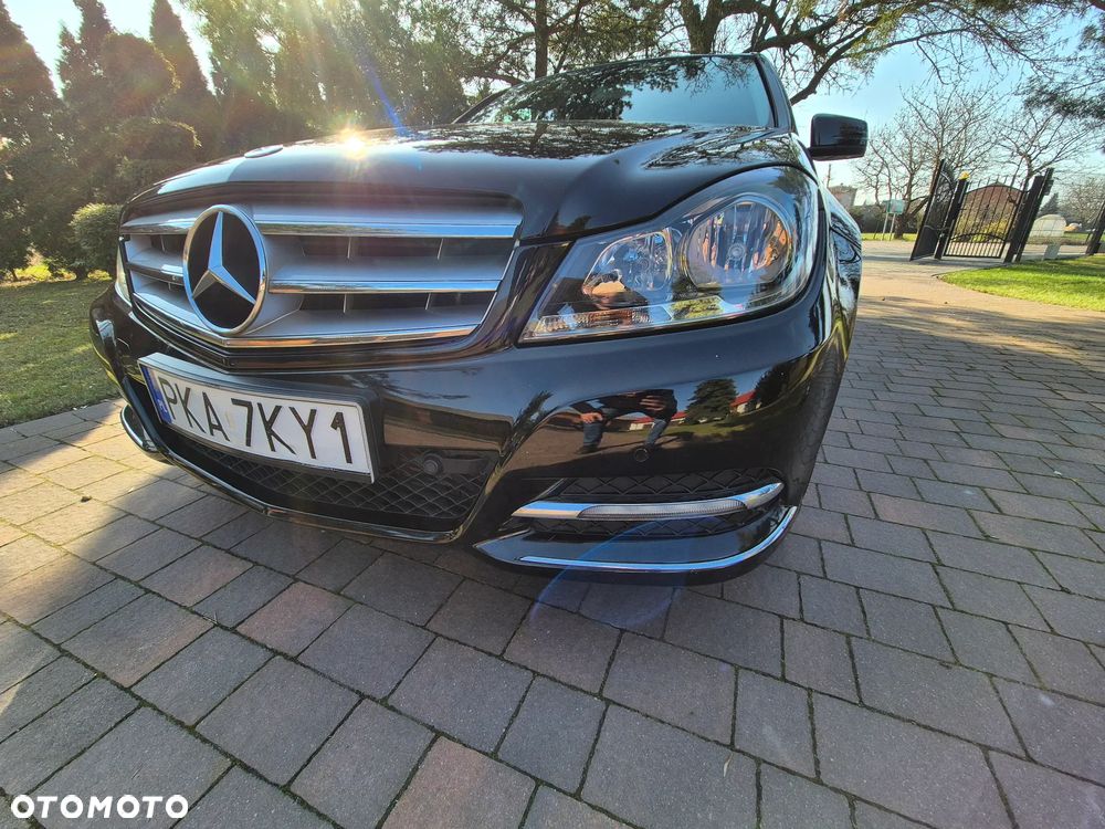 Mercedes-Benz Klasa C 180 (BlueEFFICIENCY) Avantgarde - 17