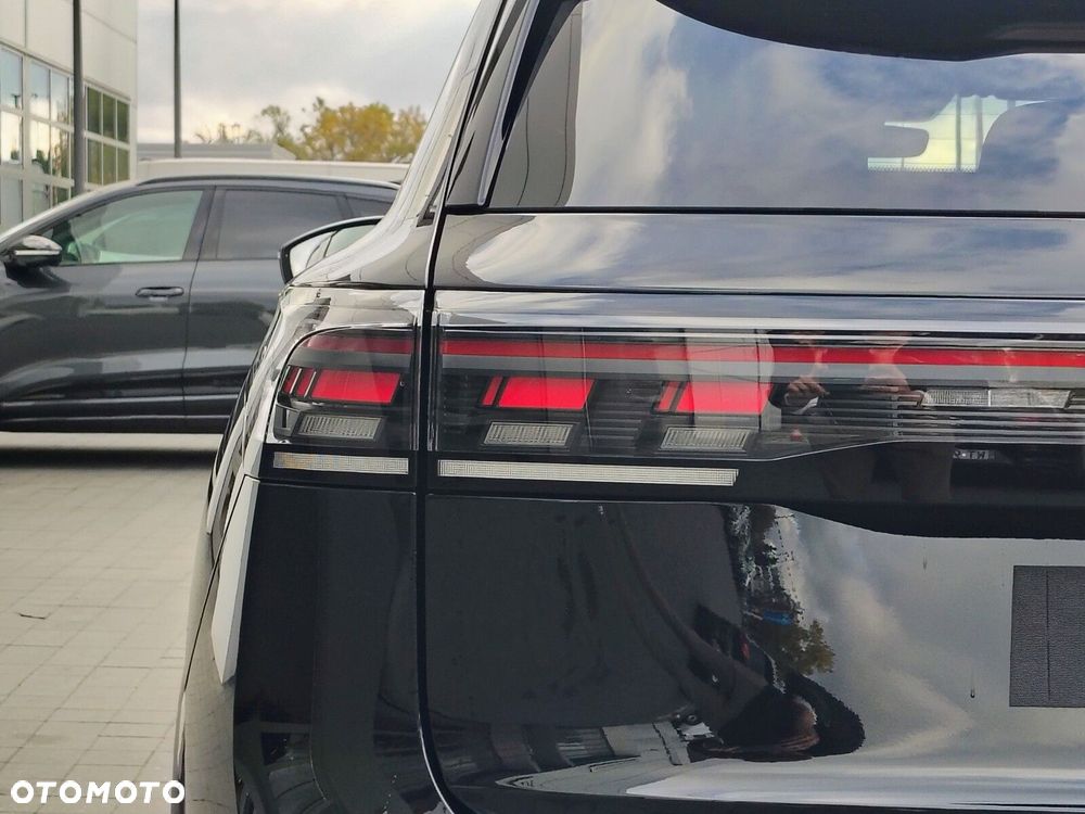 Volkswagen Tiguan - 10