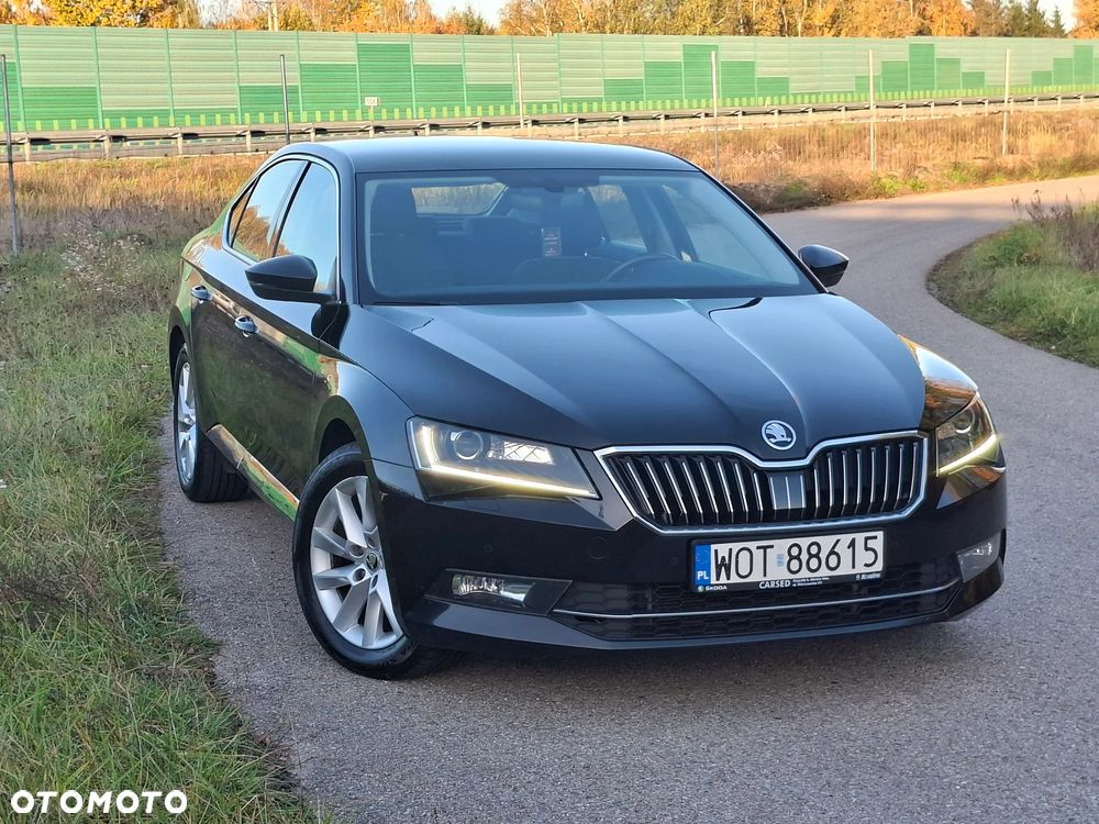 Skoda Superb 2.0 TDI SCR Ambition DSG - 6