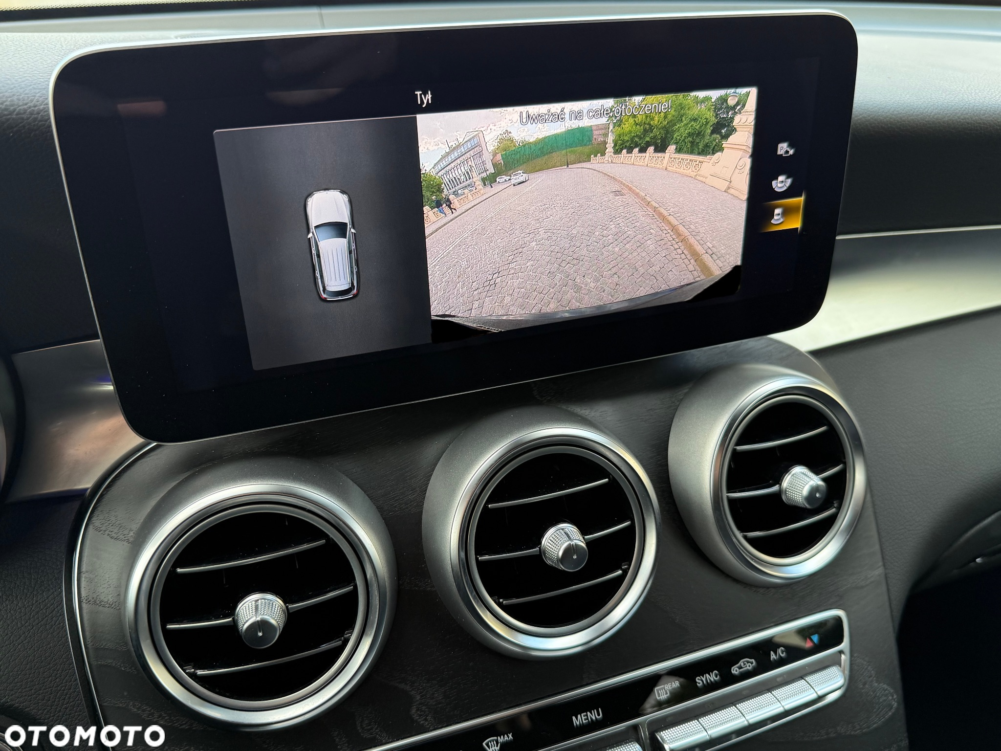 Mercedes-Benz GLC 220 d 4Matic 9G-TRONIC AMG Line - 26