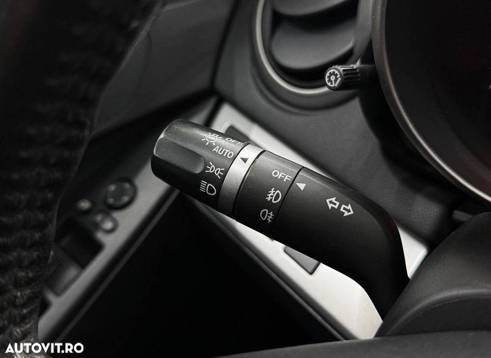 Mazda 3 1.6 MZ-CD DPF Exclusive-Line - 25