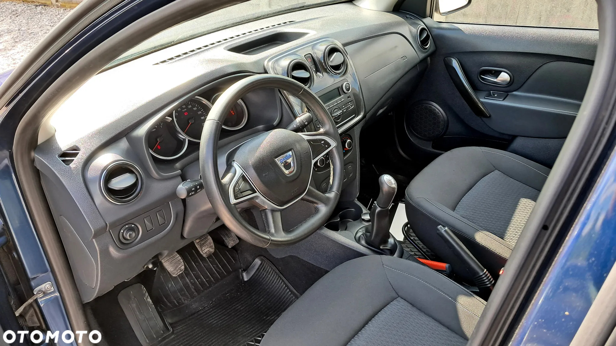 Dacia Sandero SCe 75 Essential - 29