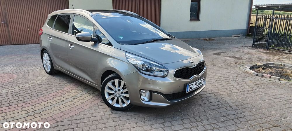 Kia Carens 1.7 CRDi XL 7os - 9