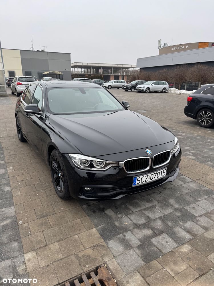 BMW Seria 3 330i xDrive Edition Luxury Line Purity - 2