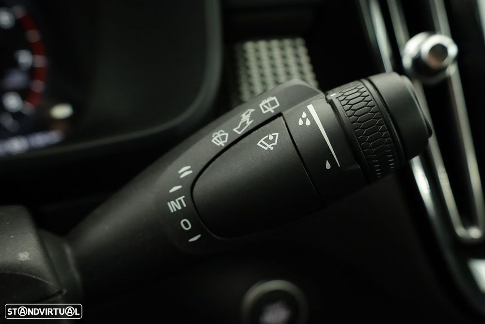 Volvo XC 40 1.5 T2 Plus Dark Auto - 17