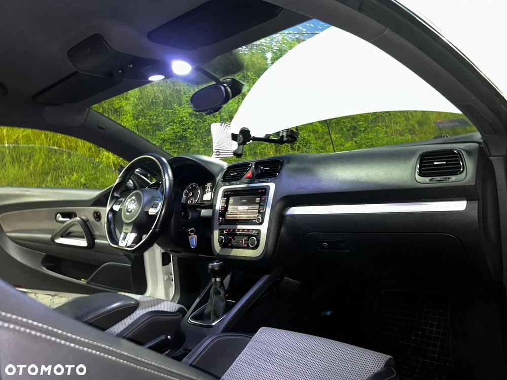 Volkswagen Scirocco - 25