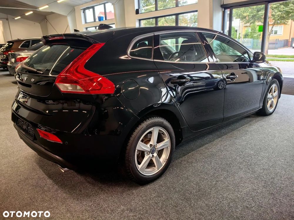 Volvo V40 D3 Summum - 4