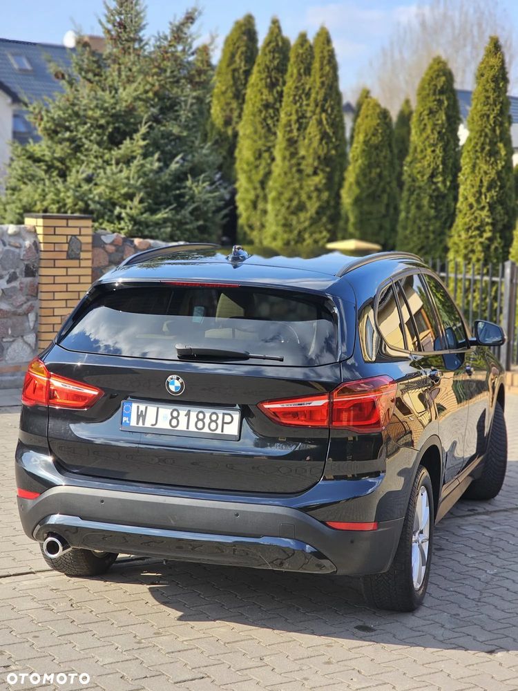 BMW X1 sDrive18i - 4