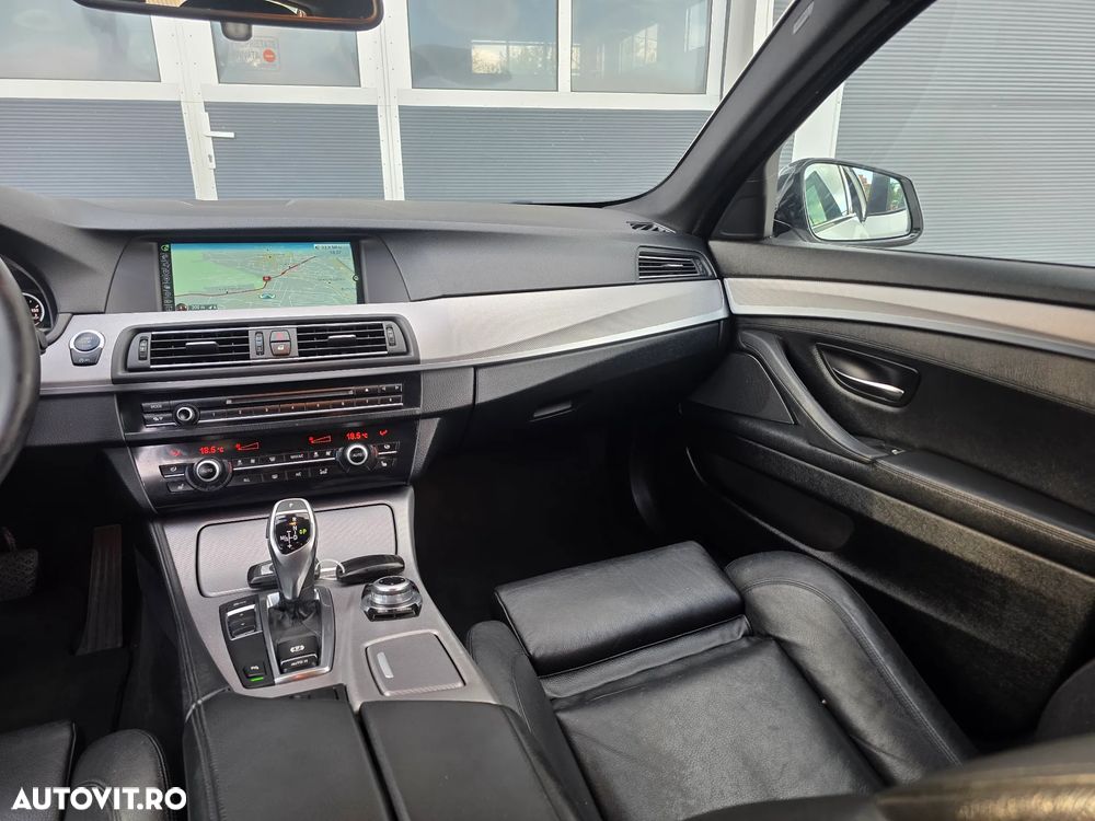 BMW Seria 5 520d Touring Sport-Aut. - 20