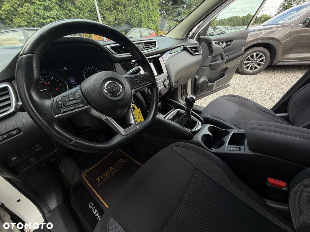 Nissan Qashqai 1.6 DCi N-Connecta - 19