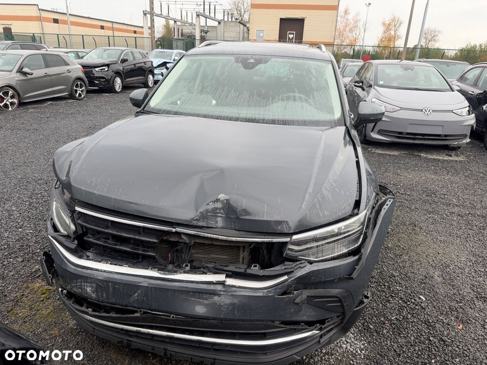 Volkswagen Tiguan 2.0 TDI SCR 4Mot Elegance DSG - 11