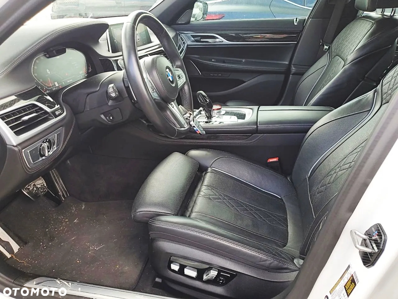 BMW Seria 7 740Li xDrive - 7