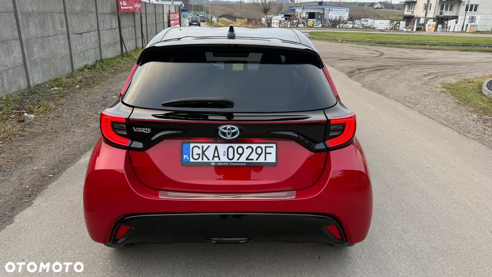 Toyota Yaris Hybrid 1.5 Executive - 6