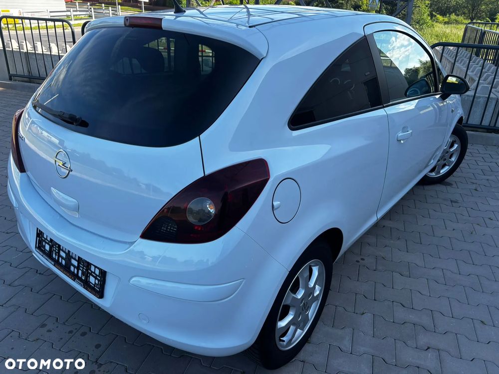 Opel Corsa 1.4 16V Color Edition - 17