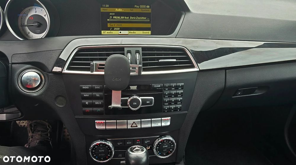 Mercedes-Benz Klasa C 250 CDI DPF 4Matic (BlueEFFICIENCY) 7G-TRONIC Avantgarde - 16