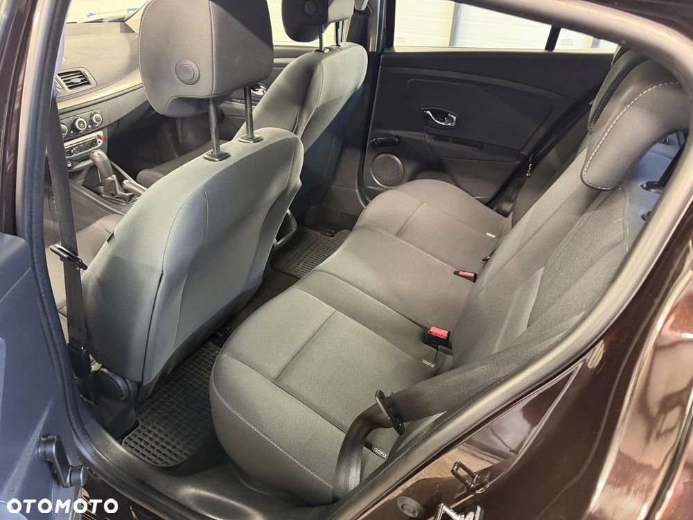 Renault Megane 1.6 16V Color Edition - 10