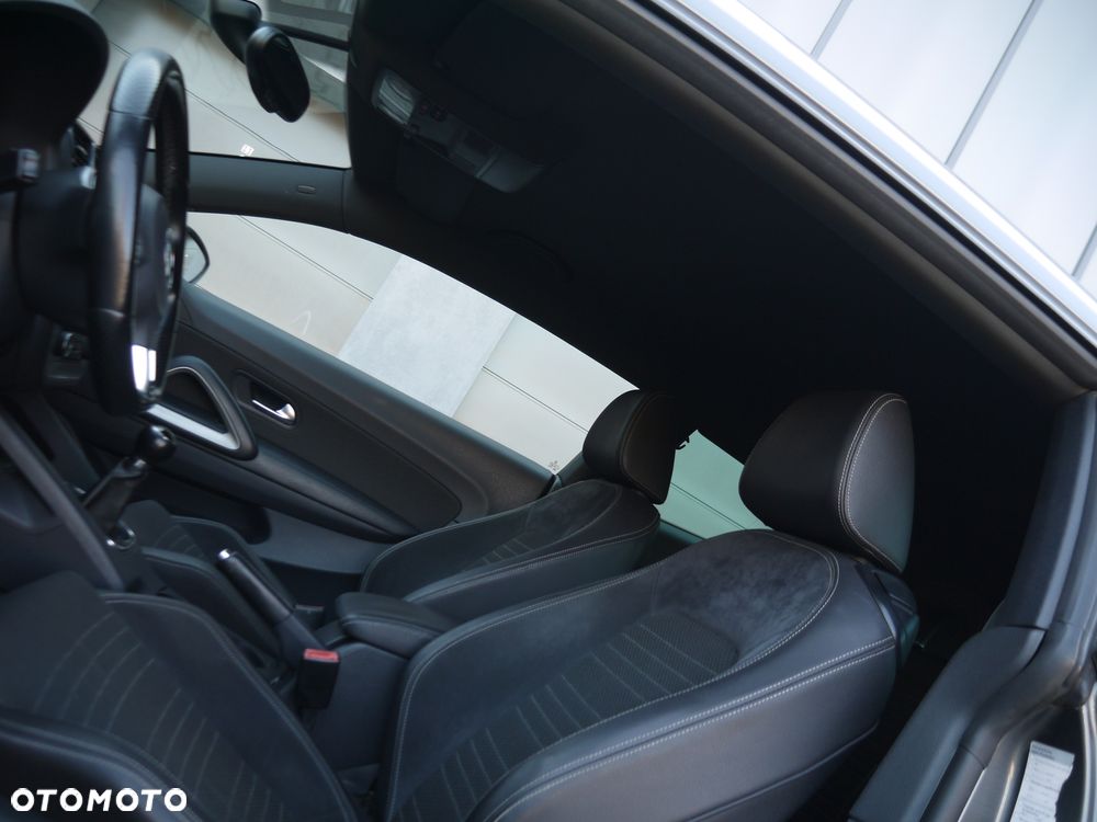 Volkswagen Scirocco 2.0 TDI - 18