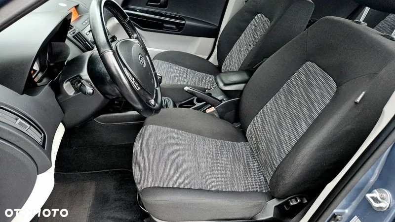 Kia Ceed Cee'd 1.6 Comfort - 17
