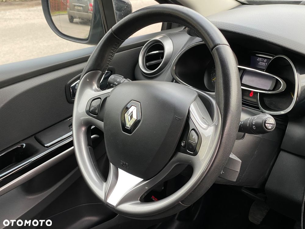 Renault Clio 0.9 TCe Business - 15