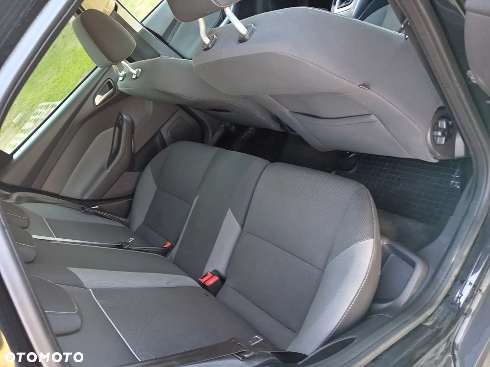 Ford Focus - 8