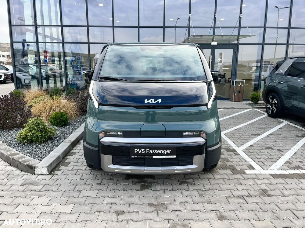 Kia PV5 Passenger - 3