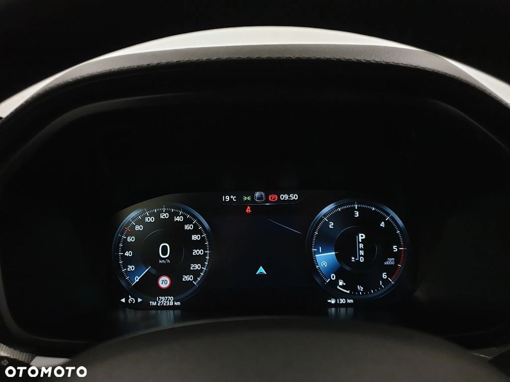 Volvo XC 60 D4 SCR Inscription - 8