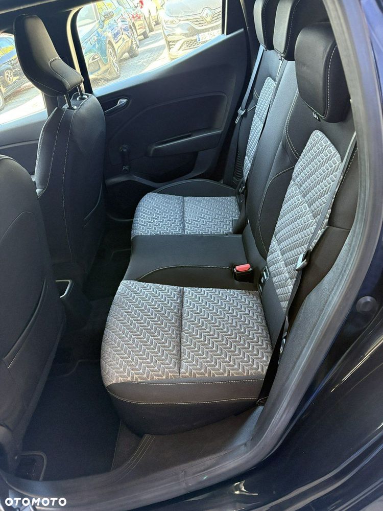 Renault Clio - 13