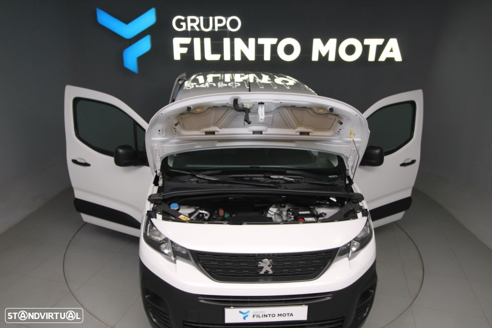Peugeot e-Partner E-partner Standard Elétrico 136 Cv (100 Kw) - Bateria 50 Kwh - 12