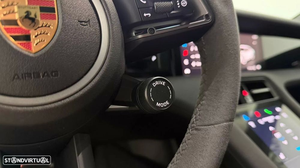 Porsche Taycan Standard - 41