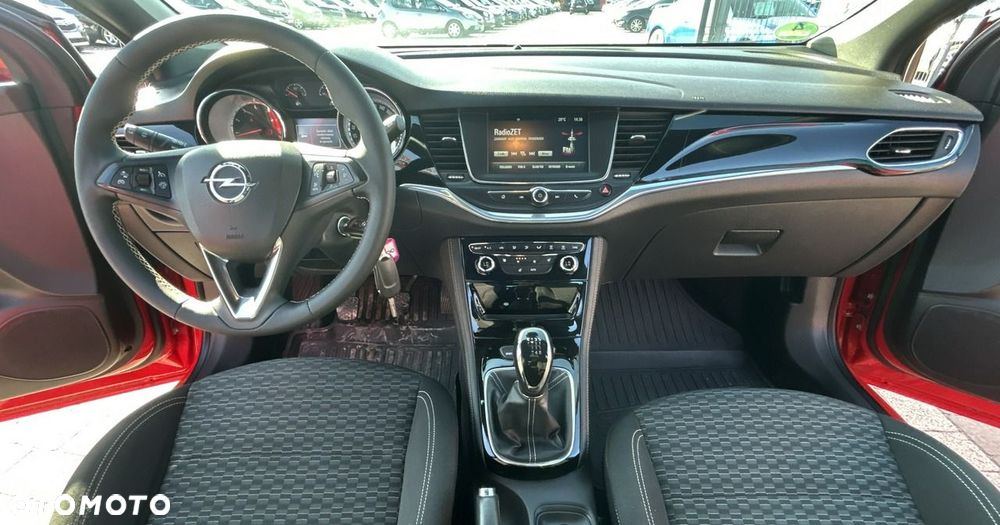 Opel Astra - 8