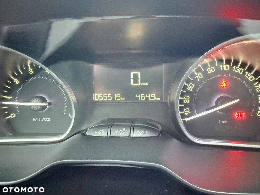 Peugeot 2008 PureTech 82 Active - 22