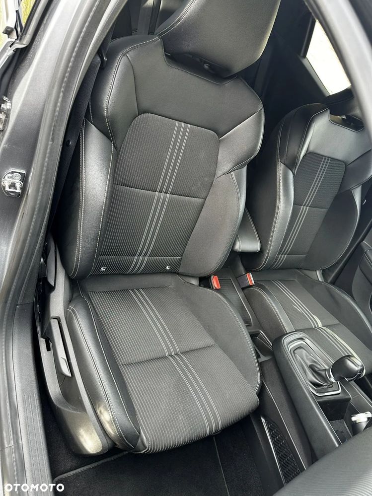 Renault Clio E-TECH 140 R.S LINE - 27