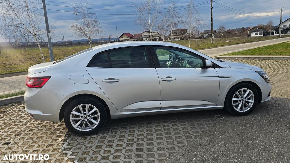 Renault Megane ver-energy-tce-intens - 2