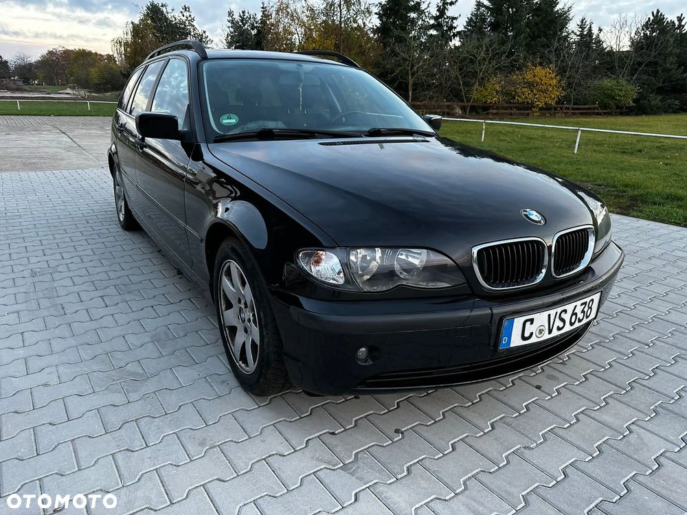 BMW Seria 3 318i Touring - 7