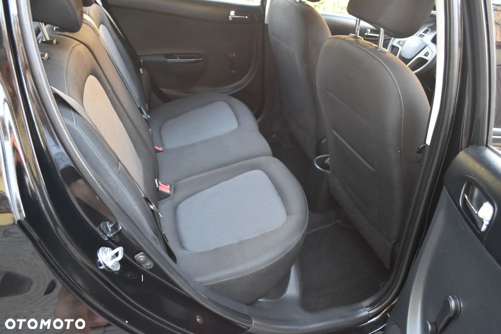 Hyundai i20 - 22