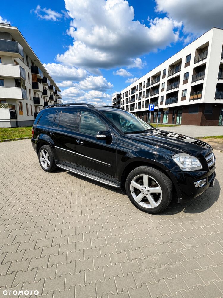 Mercedes-Benz GL - 5