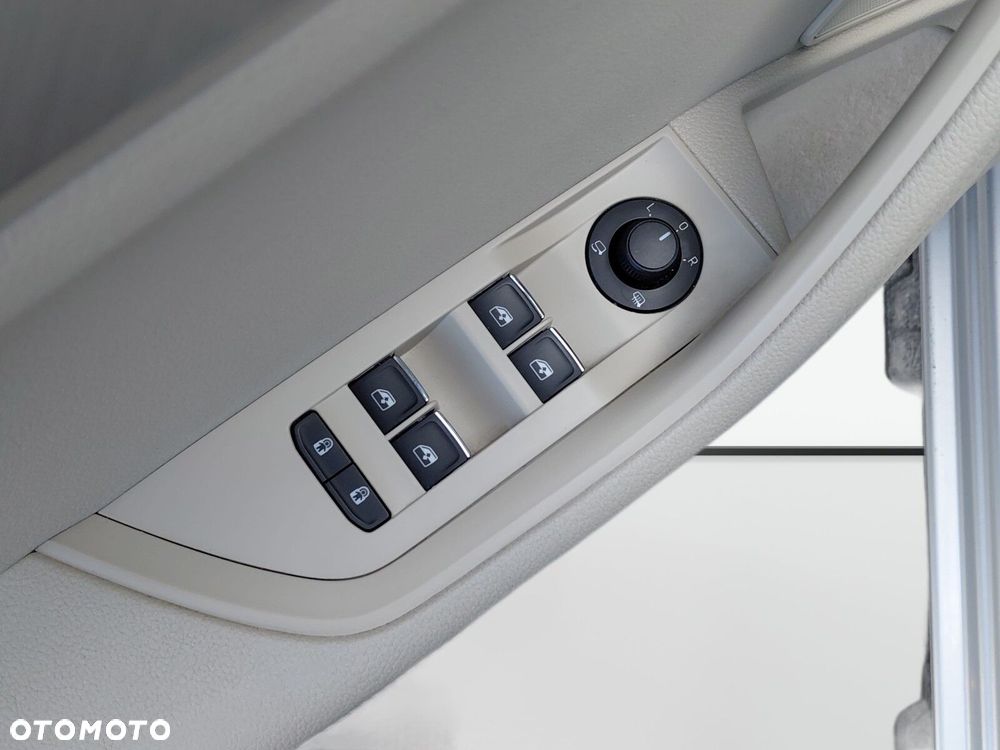 Skoda Superb 2.0 TSI L&K DSG - 20