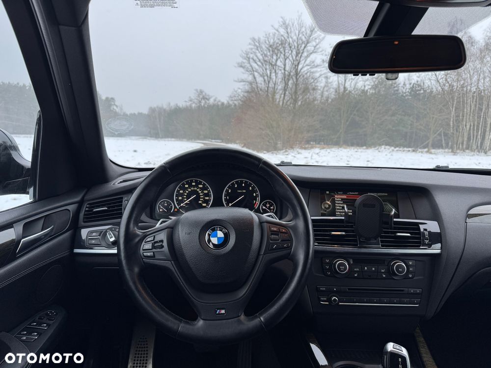 BMW X3 xDrive28i Sport-Aut M Sport - 26