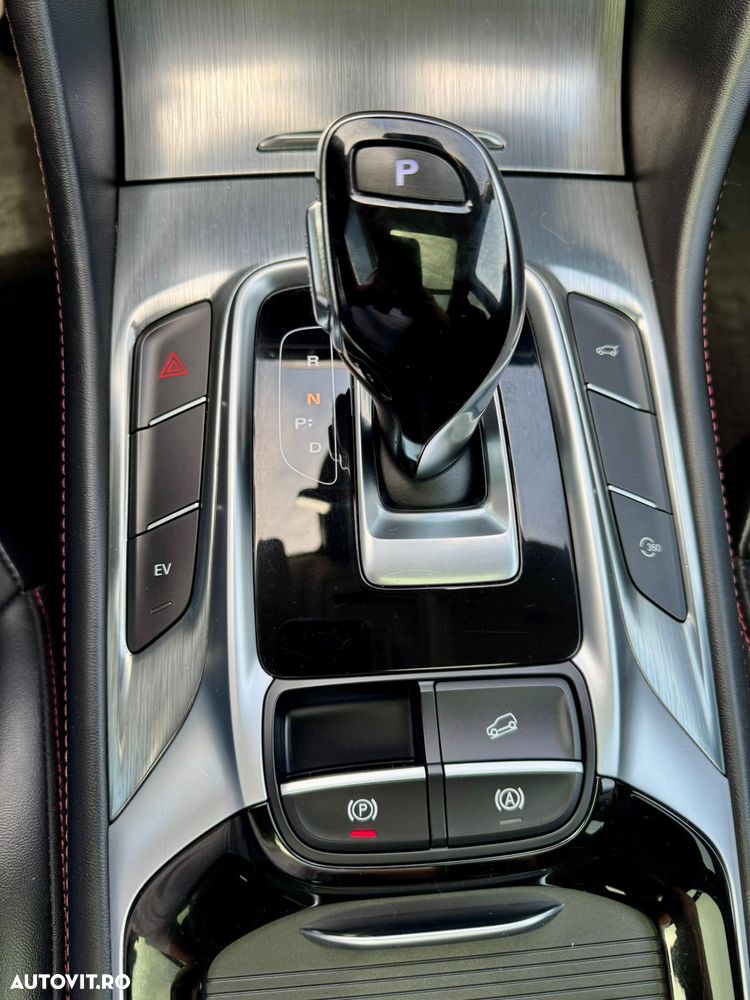 MG EHS 1.5 T-GDi AT PHEV Exclusive - 11