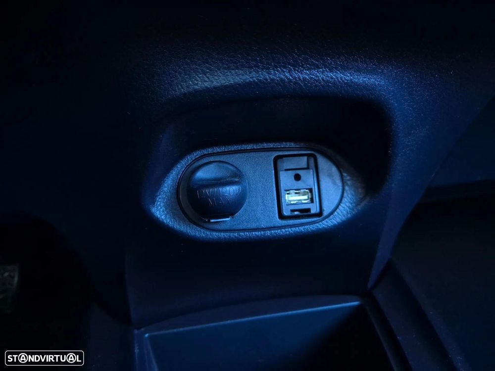 Toyota Yaris 1.5 VVT-i Active - 26