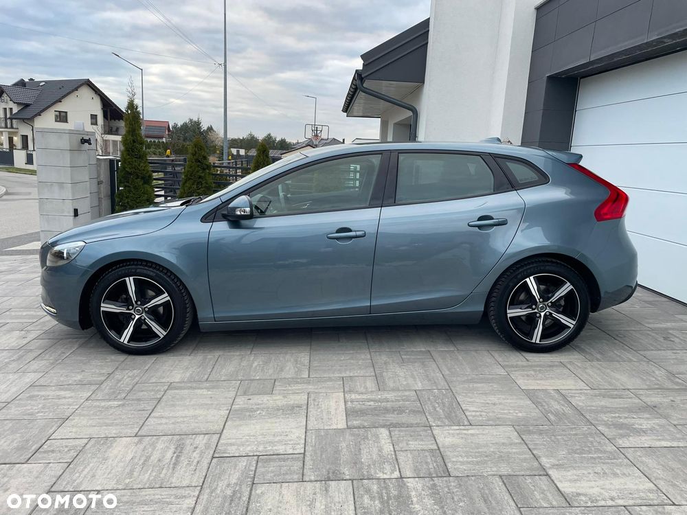 Volvo V40 D2 Summum - 8