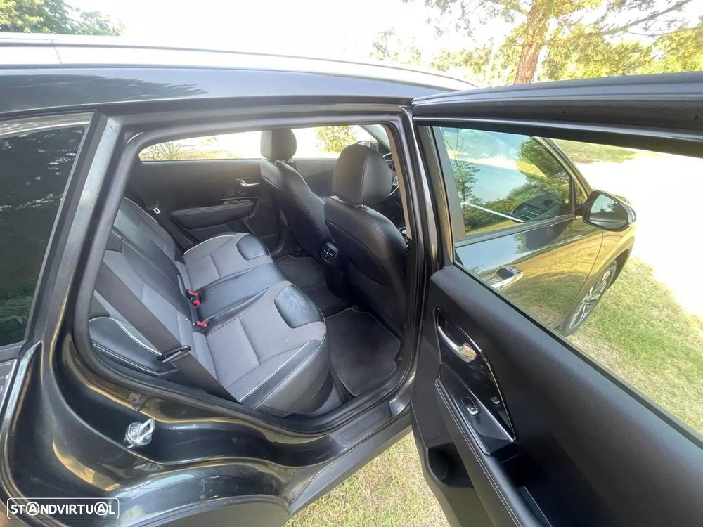 Kia e-Niro 64kWh - 41