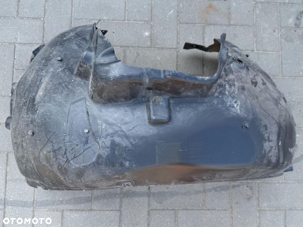 AUDI A4 B9 NADKOLE PRZEDNIE PRAWE 8W0821172A - 2