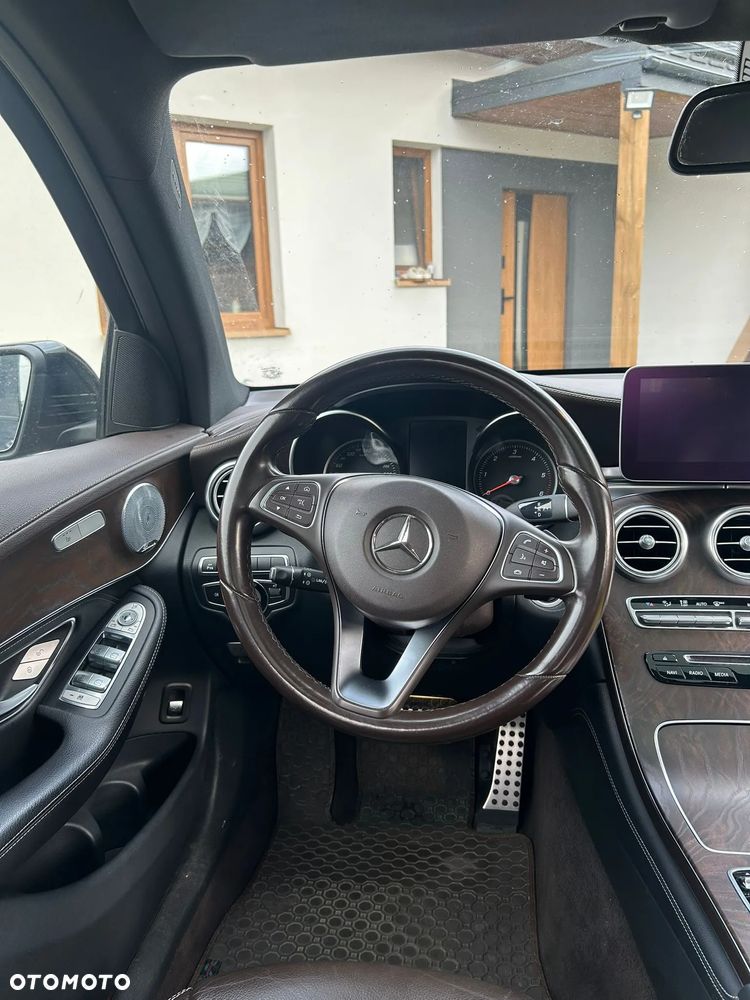 Mercedes-Benz GLC - 9