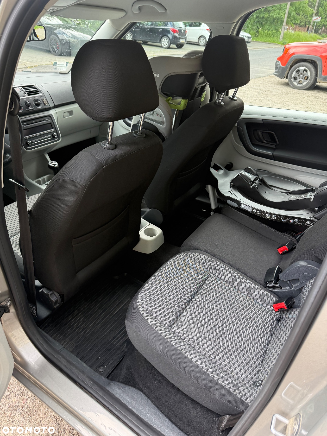 Skoda Roomster 1.4 16V Comfort - 6